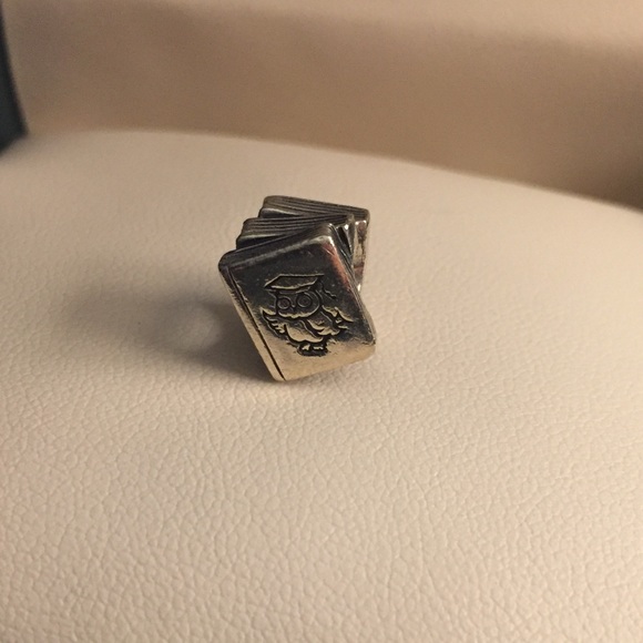 Pandora textbooks charm - Picture 1 of 4